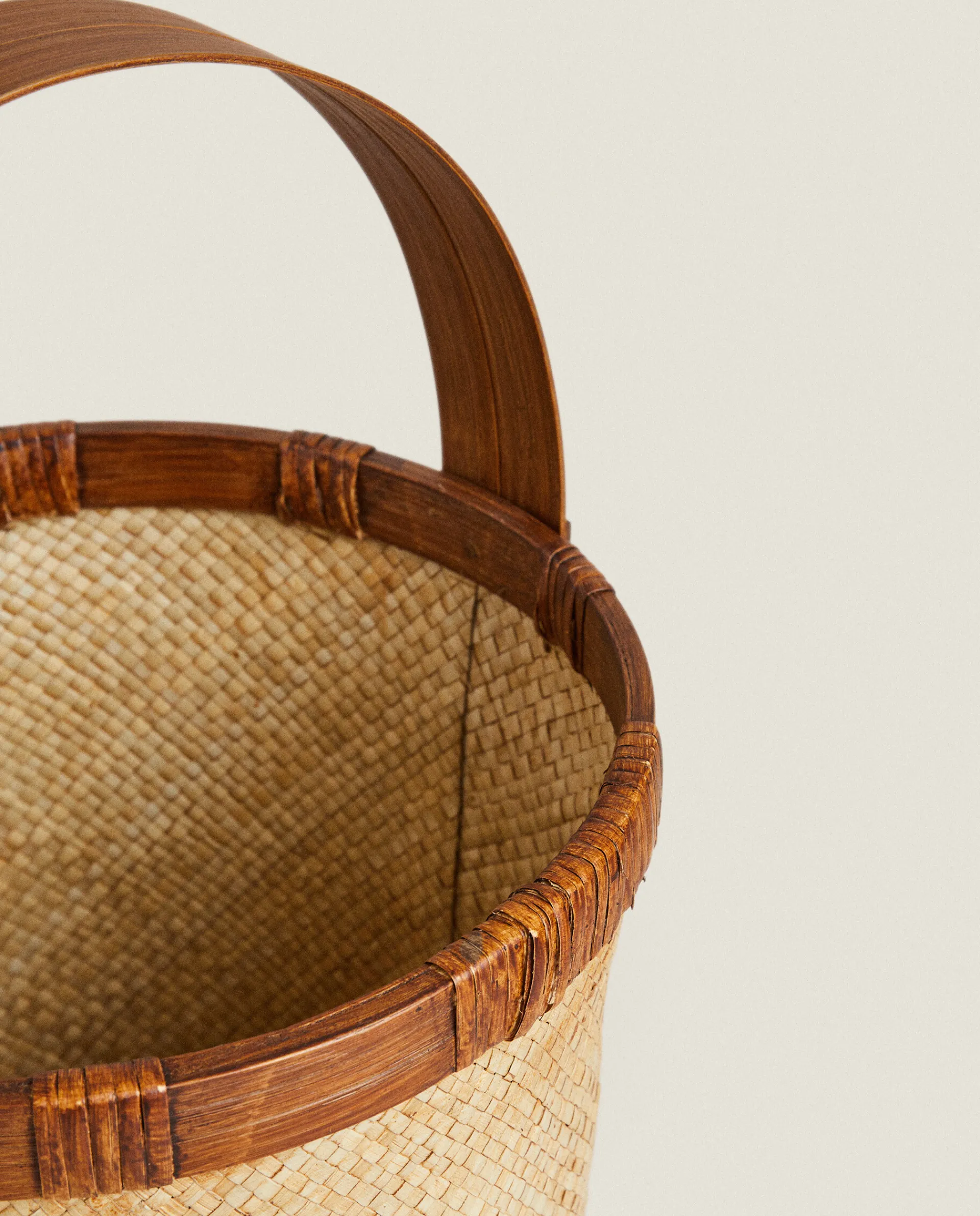 Baskets*ZARA Home Basket With Handle Natural Colour