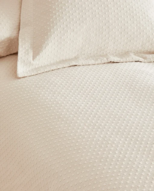 Bedspreads*ZARA Home Bedspread With Polka Dot Design Beige
