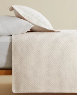 Bedspreads*ZARA Home Bedspread With Polka Dot Design Beige