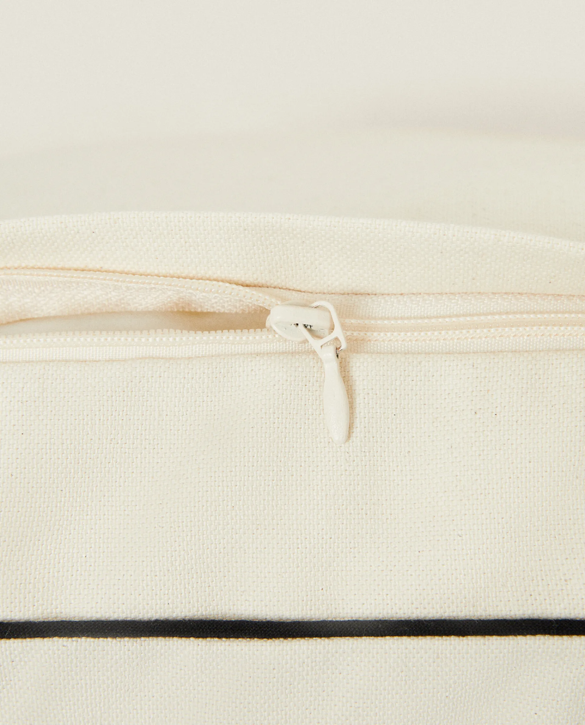 Solid*ZARA Home Cotton Back Cushion With Piping Oyster White