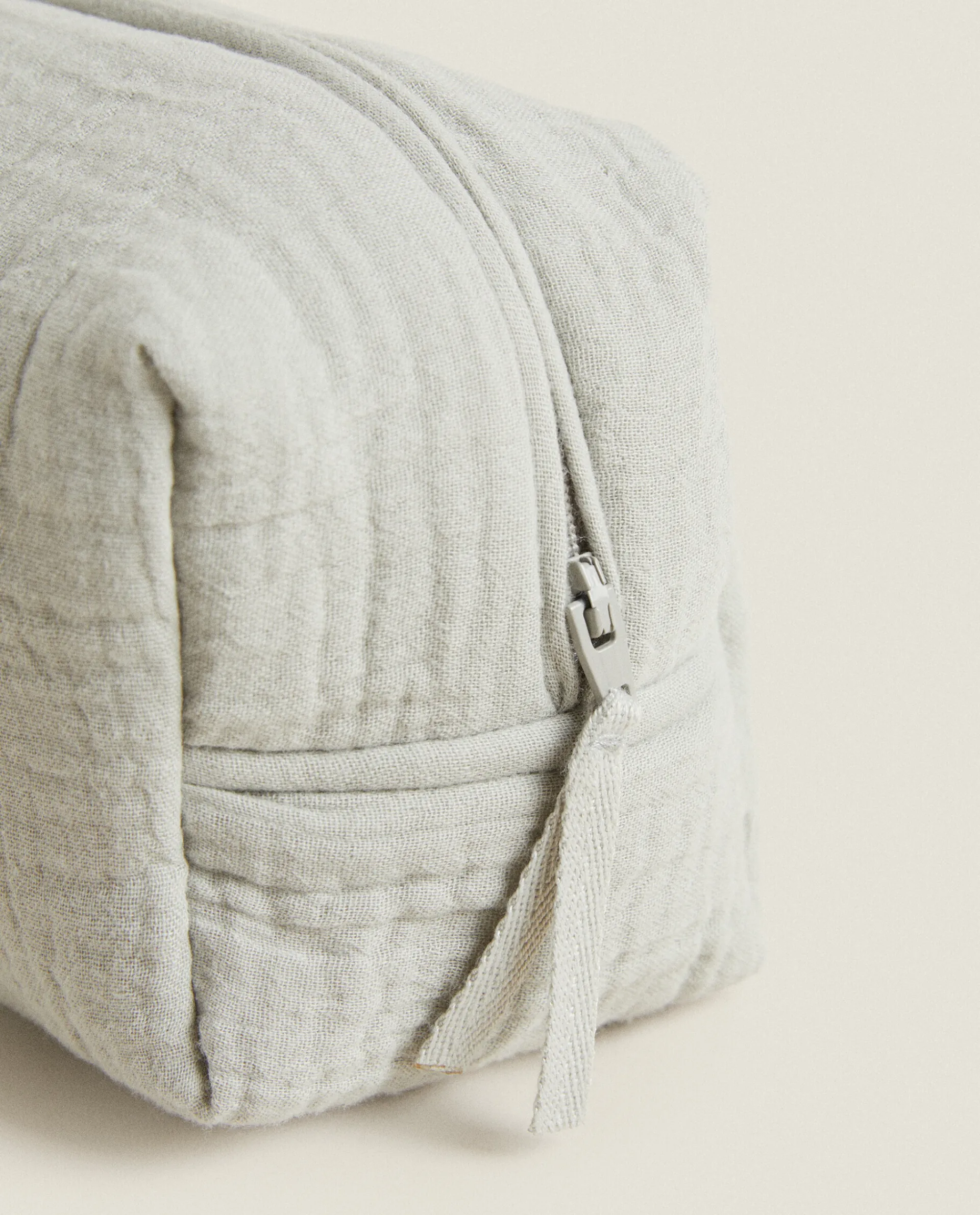 Personalization*ZARA Home Cotton Chiffon Clover Cosmetic Bag Grey