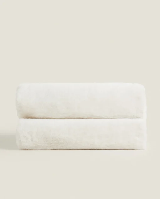 Blankets*ZARA Home Double-Textured Faux Fur Blanket Oyster White