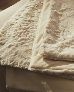Blankets*ZARA Home Faux Fur Blanket Oyster White