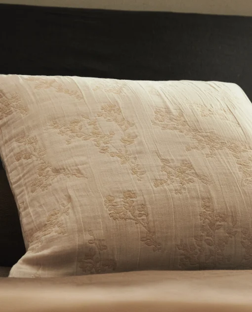 Bedspreads*ZARA Home Floral Jacquard Throw Pillow Cover Beige
