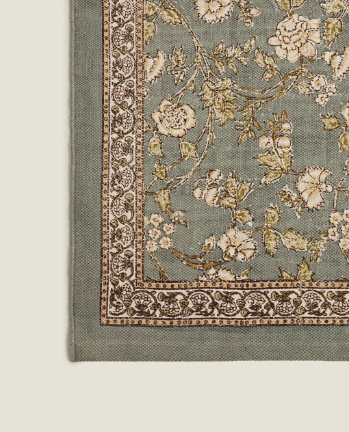 Decorative*ZARA Home Floral Print Block Rug Multicolored
