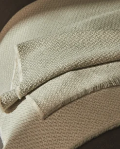 Blankets*ZARA Home Fringed Acrylic Blanket Green