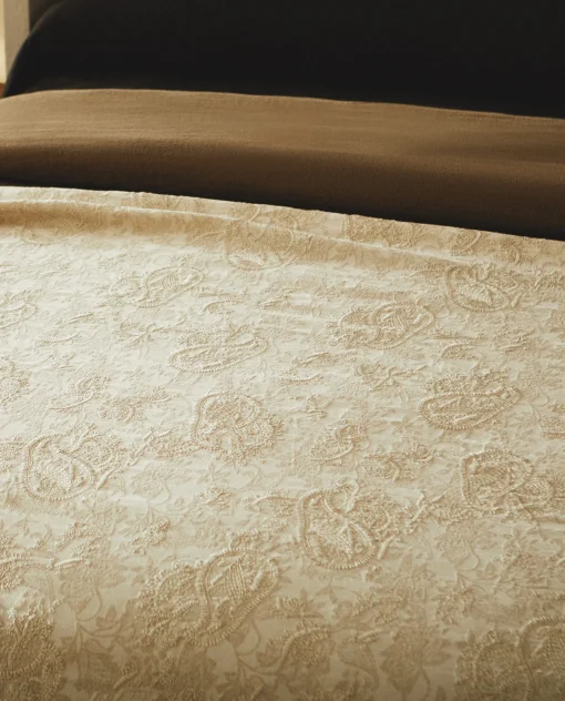 Bedspreads*ZARA Home Jacquard Bedspread Natural Colour