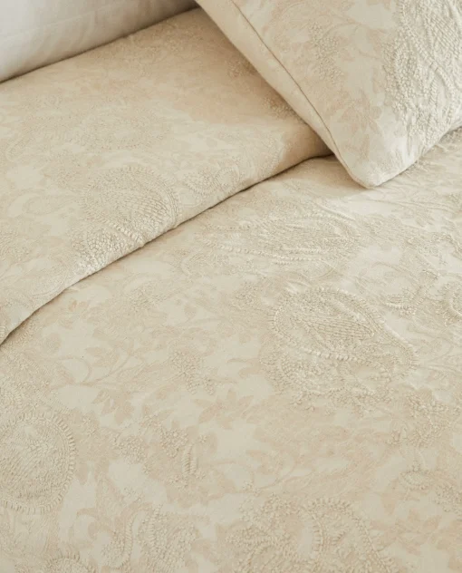 Bedspreads*ZARA Home Jacquard Bedspread Natural Colour