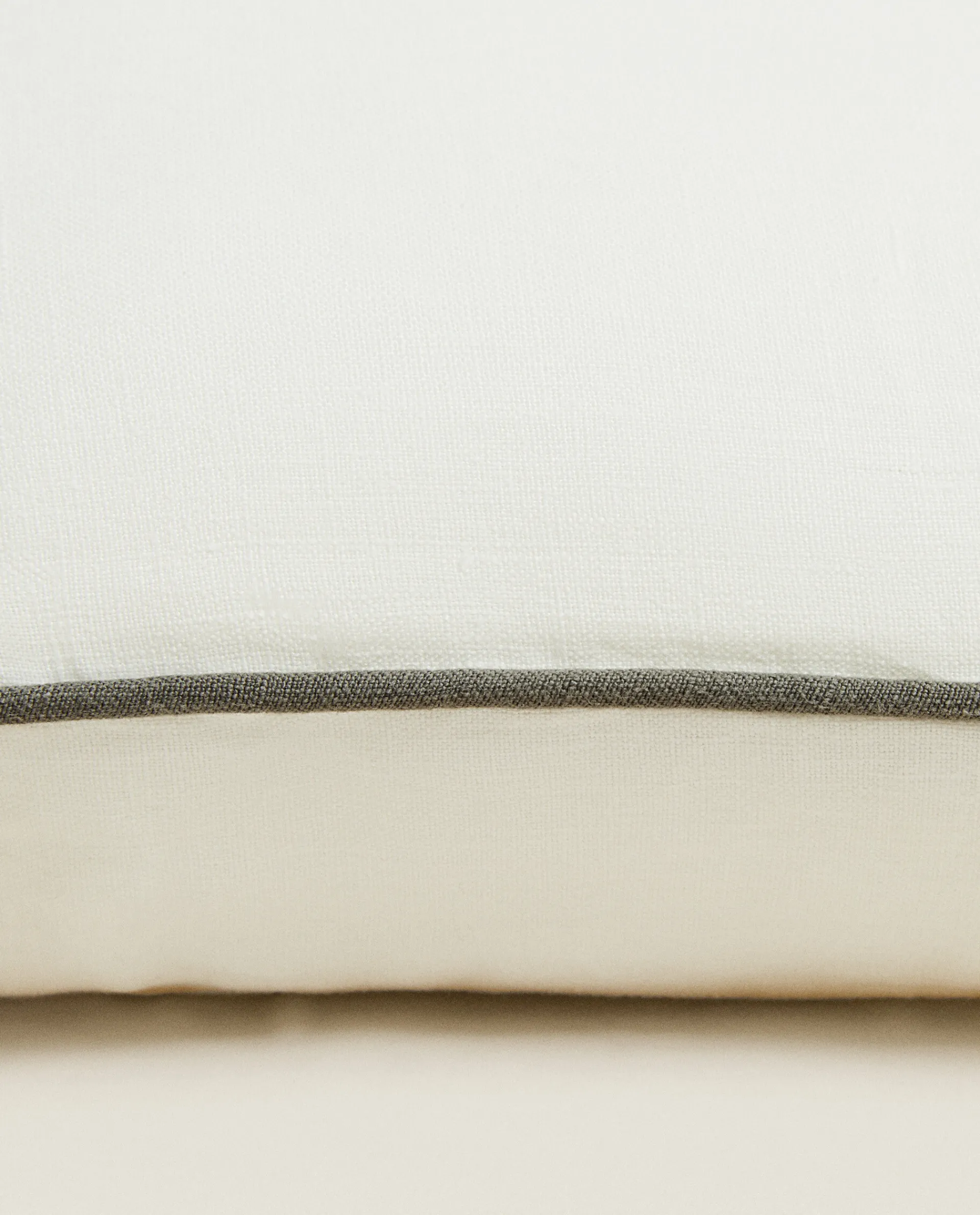 Solid*ZARA Home Linen Seat Cushion White