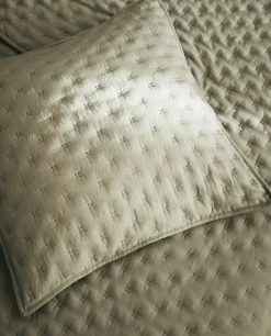 Quilts*ZARA Home Quilted Dotted Throw Pillow Cover Green