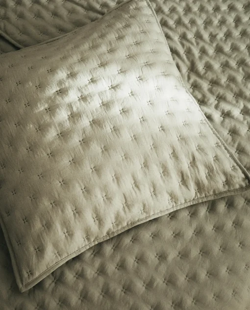 Quilts*ZARA Home Quilted Dotted Throw Pillow Cover Green