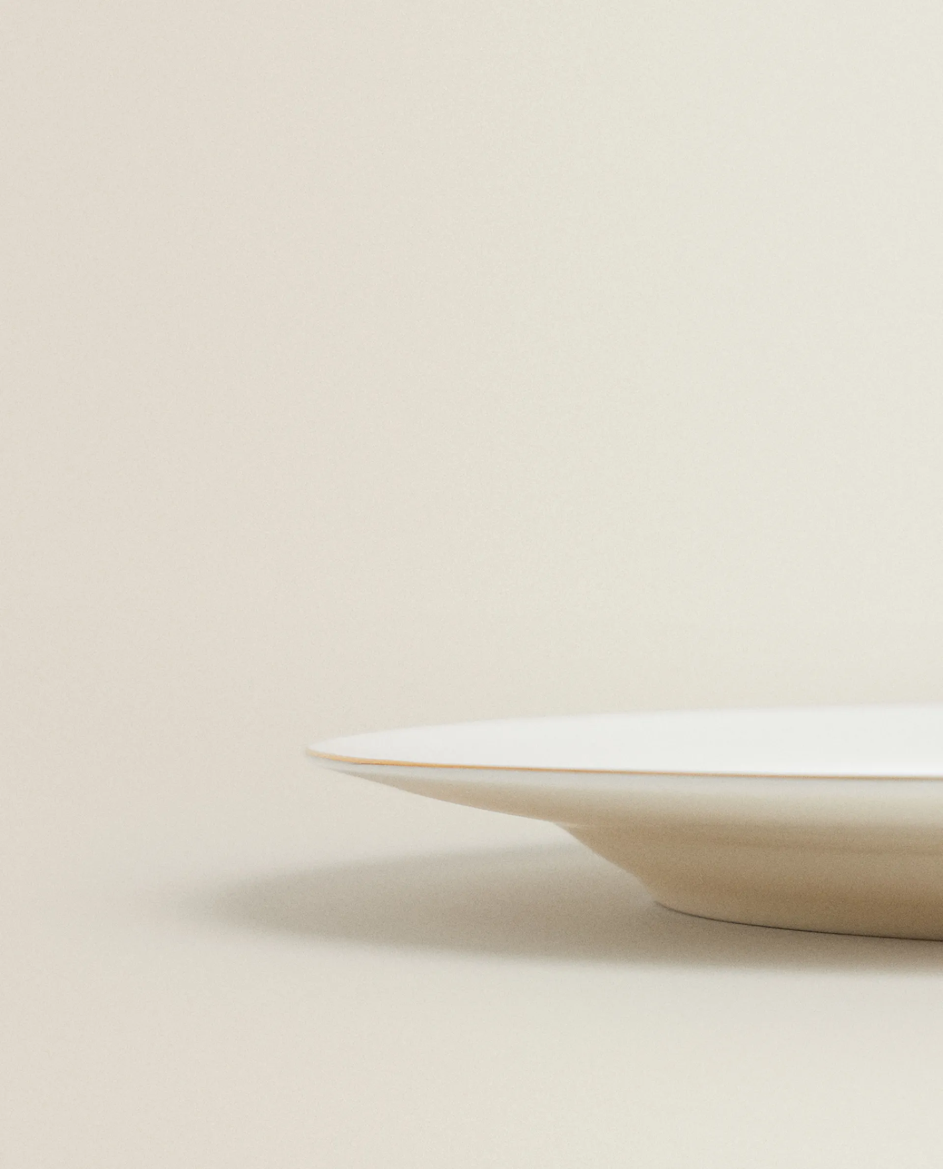 Dinner Plates*ZARA Home Rimmed Bone China Dinner Plate Golden