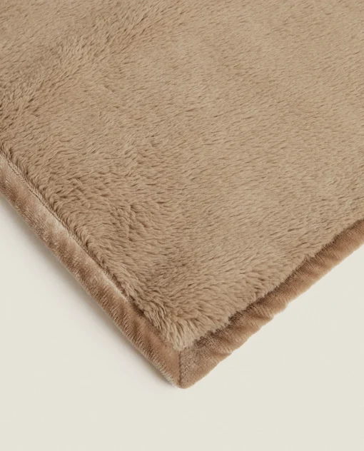 Blankets*ZARA Home Short Faux Fur Blanket Beige