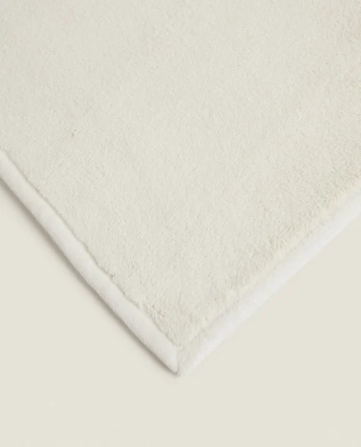 Blankets*ZARA Home Short Faux Fur Blanket Oyster White