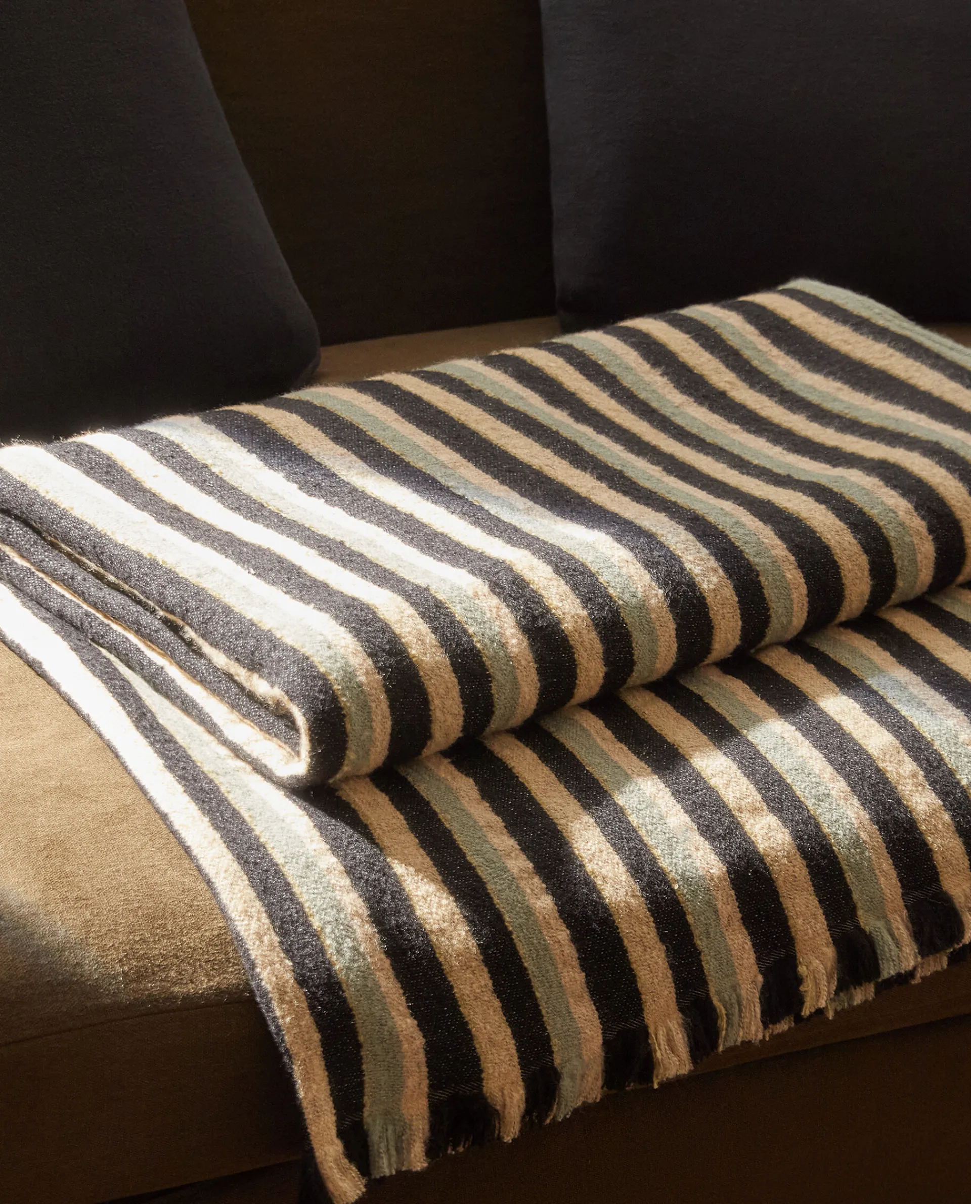Blankets*ZARA Home Striped Blanket Multicolour